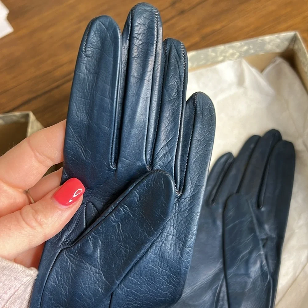NWT Vintage Saks Fifth‎ Avenue Navy Blue Long Leather Gloves- Small